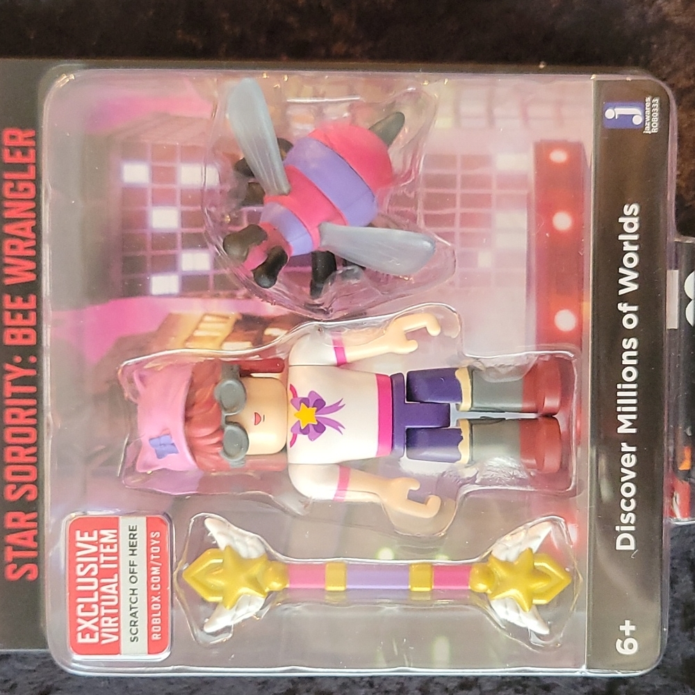 🆕️ Roblox Star Sorority: Bee Wrangler - Picture 2 of 5